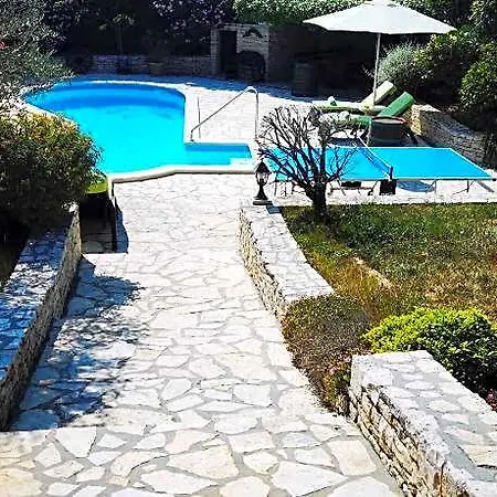 Hotel Alexander Comfortable 5*